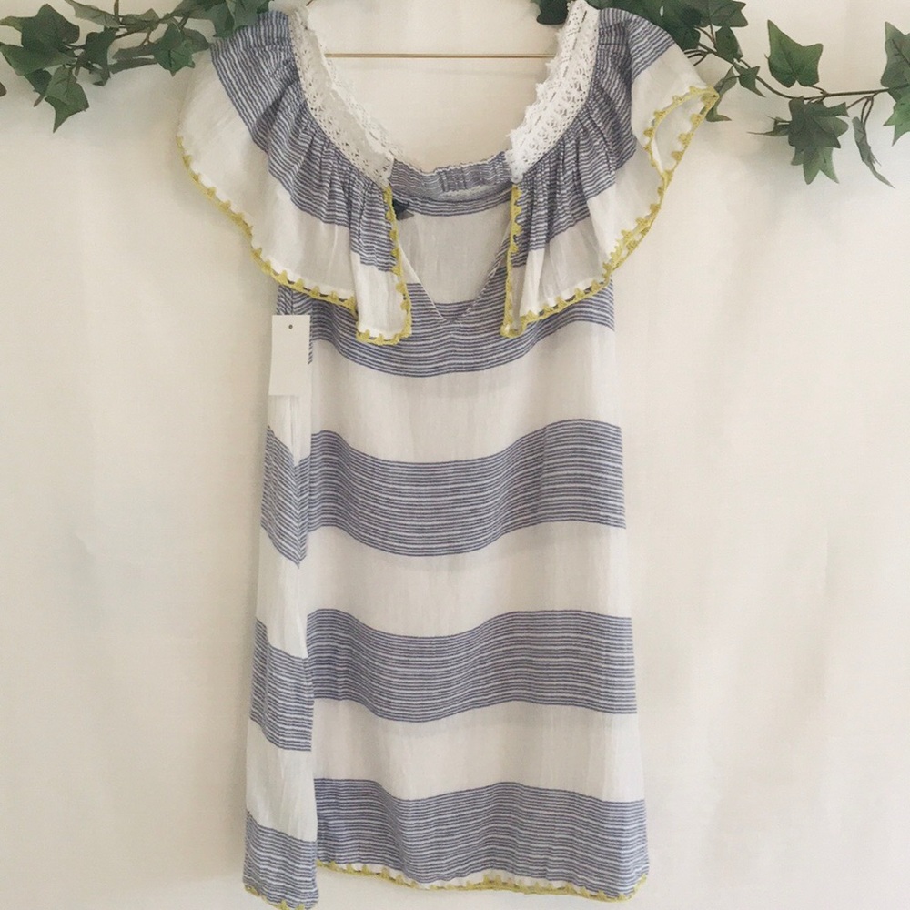 Never worn cover up, off the shoulder! - Picture 3 of 4